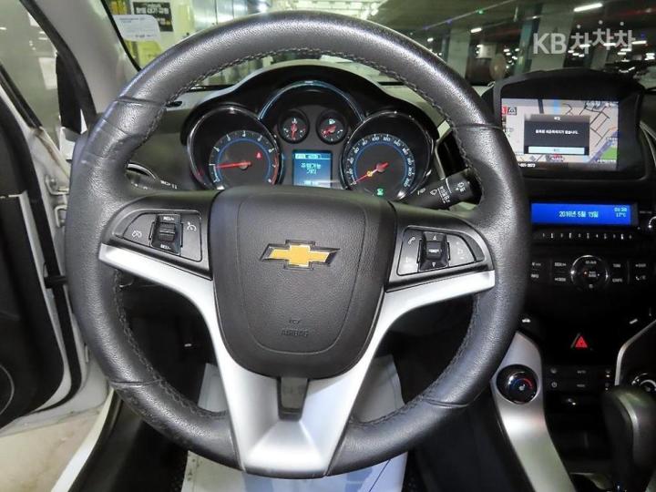 Chevrolet Cruze Amazing New 1.8 Gasoline LTZ 9