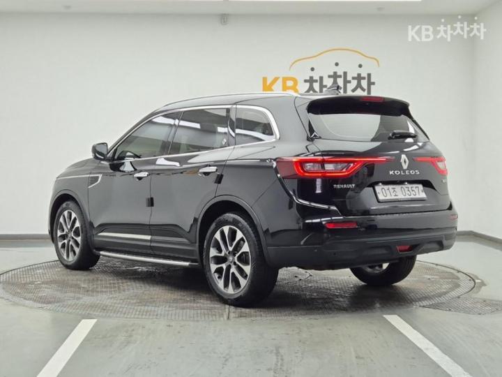 Renault QM6 2.0 4WD RE Base Type 4