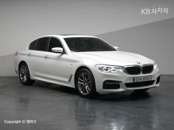 BMW 5 Series G30 520d xDrive M Sport Package 5
