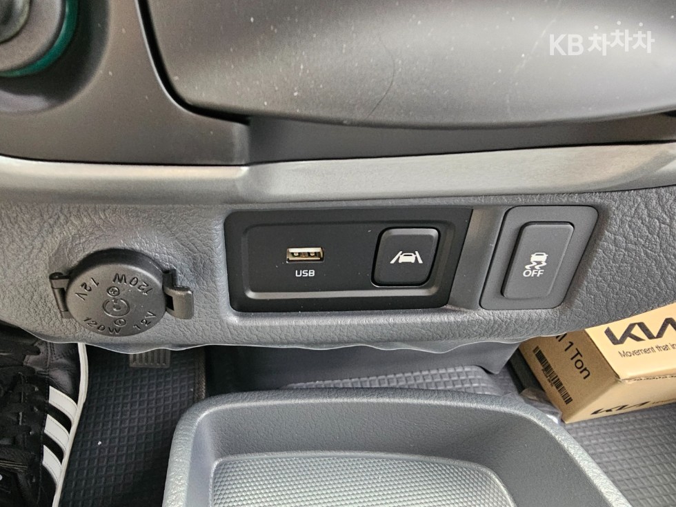 2025 - kia bongo iii