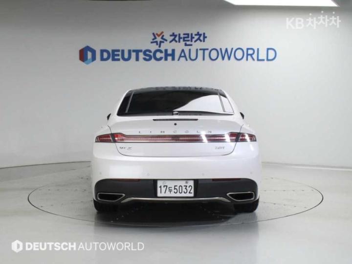 Lincoln MKZ New 2.0 Hybrid CVT Select 500A FWD 5