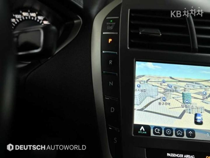Lincoln MKZ New 2.0 Hybrid CVT Select 500A FWD 10