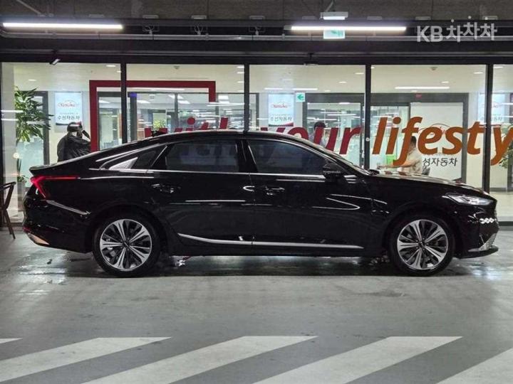 Kia K8 Hybrid 1.6 Turbo Signature — фото 3