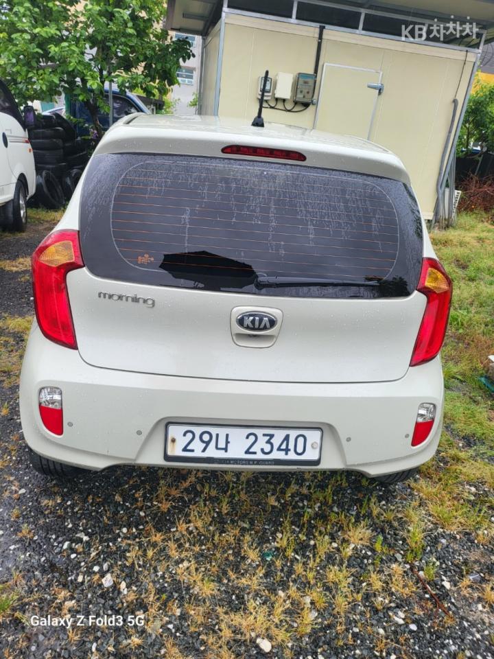 Kia Morning Deluxe 4
