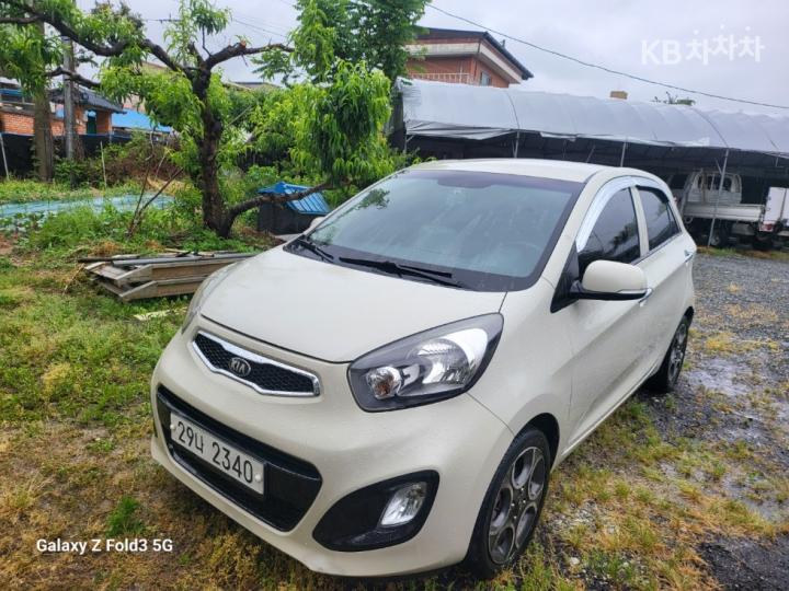 Kia Morning Deluxe 3