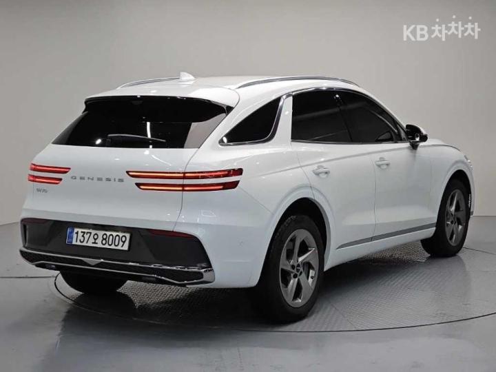 Genesis GV70 Gasoline 2.5T 2WD 5