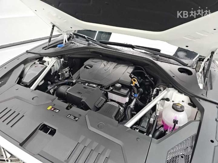 Genesis GV70 Gasoline 2.5T 2WD 6