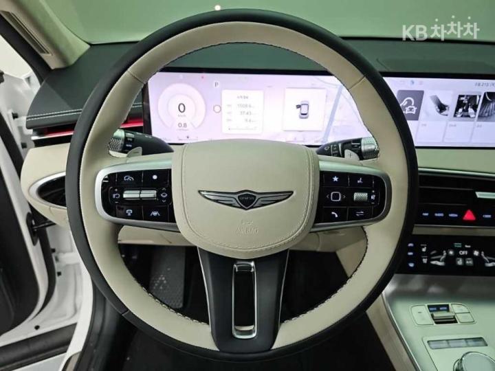 Genesis GV70 Gasoline 2.5T 2WD 10