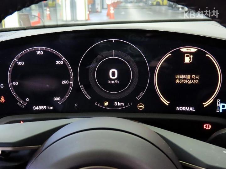 Porsche Taycan Base 10