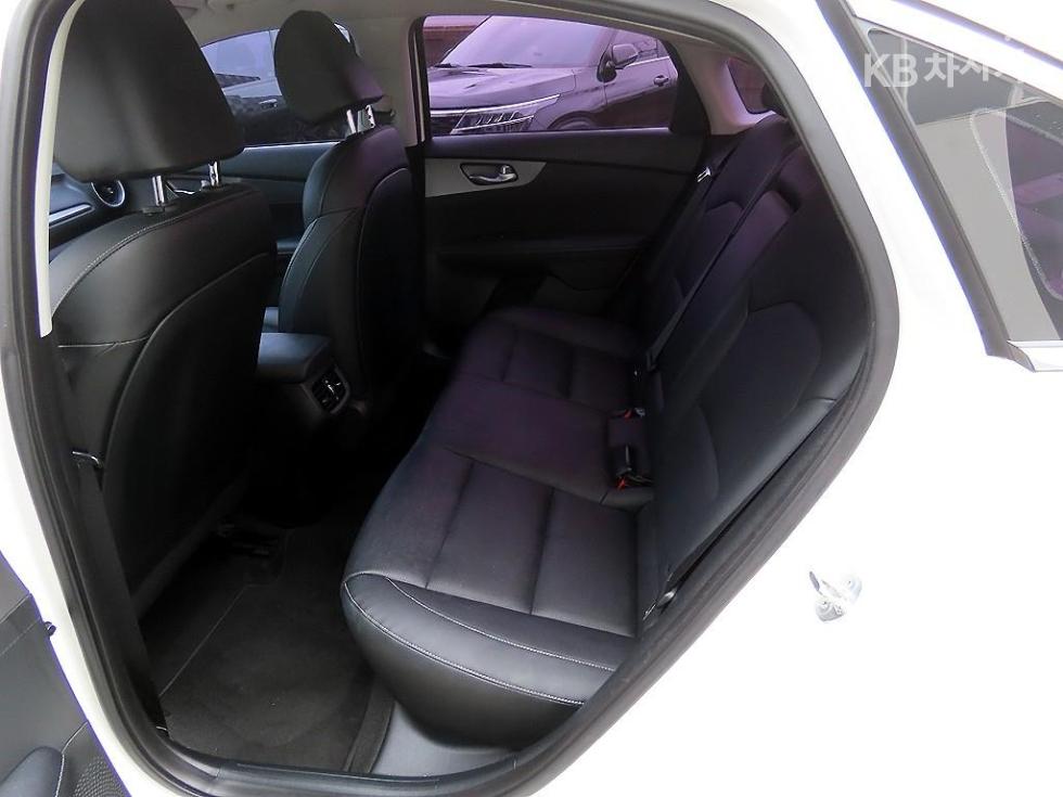 2019 - kia k3