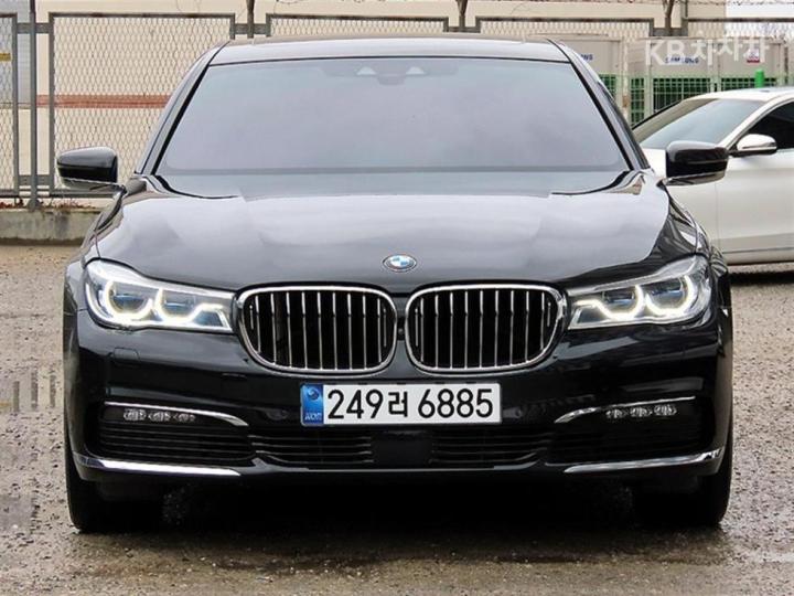 BMW 7 Series G11 730Ld xDrive Base Type