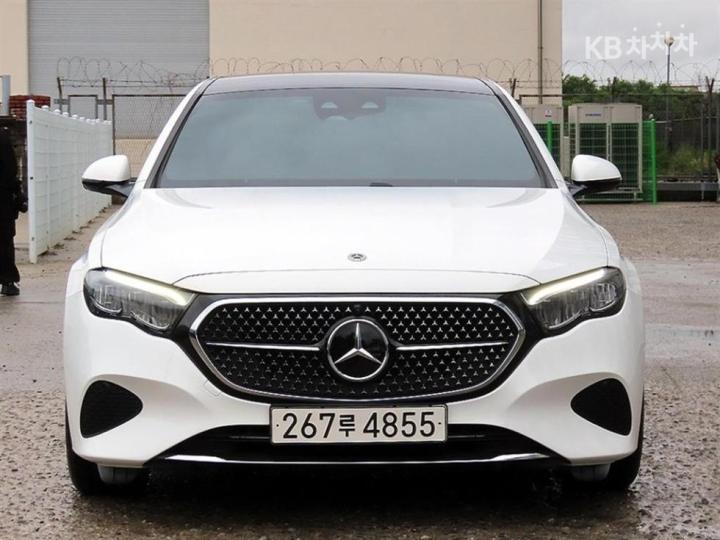 Mercedes-Benz E-Class W214 E200 Avantgrade