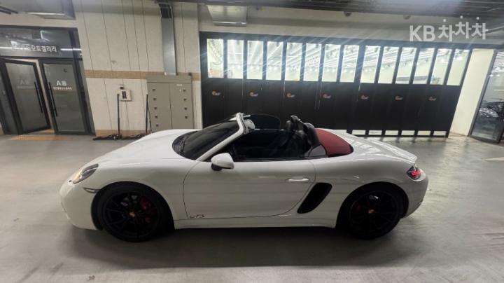 Porsche Boxster 2.5 GTS 4
