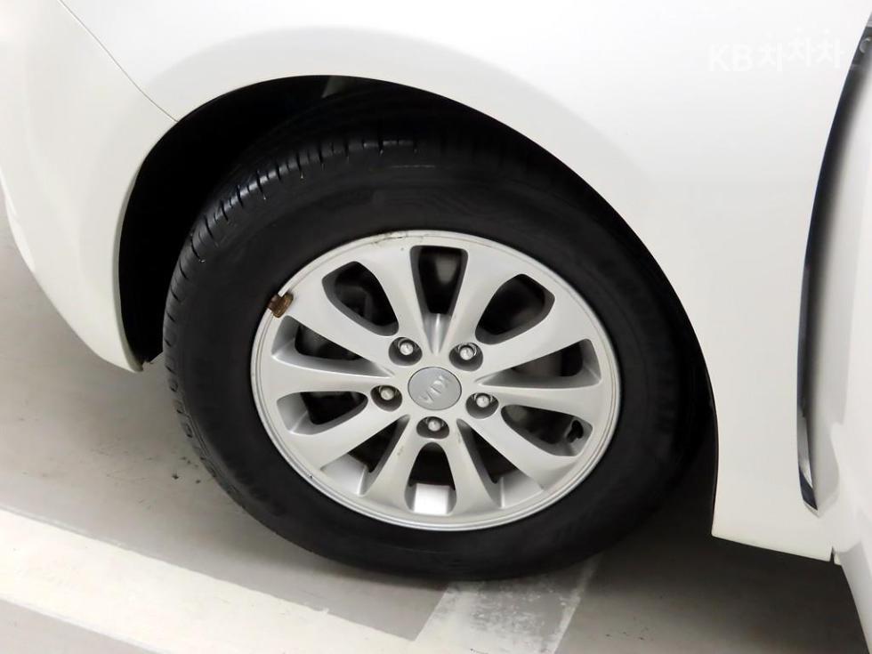 2013 - kia k3