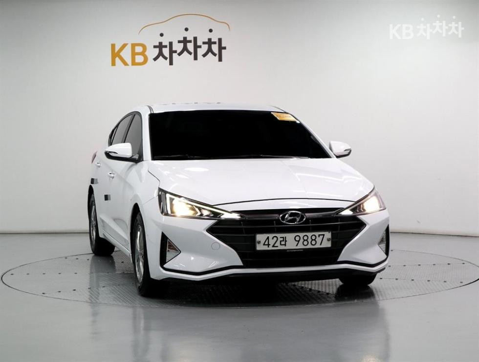 Hyundai Avante — miniaturë 2
