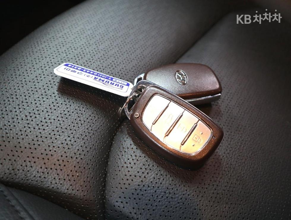 Hyundai Avante — miniaturë 18