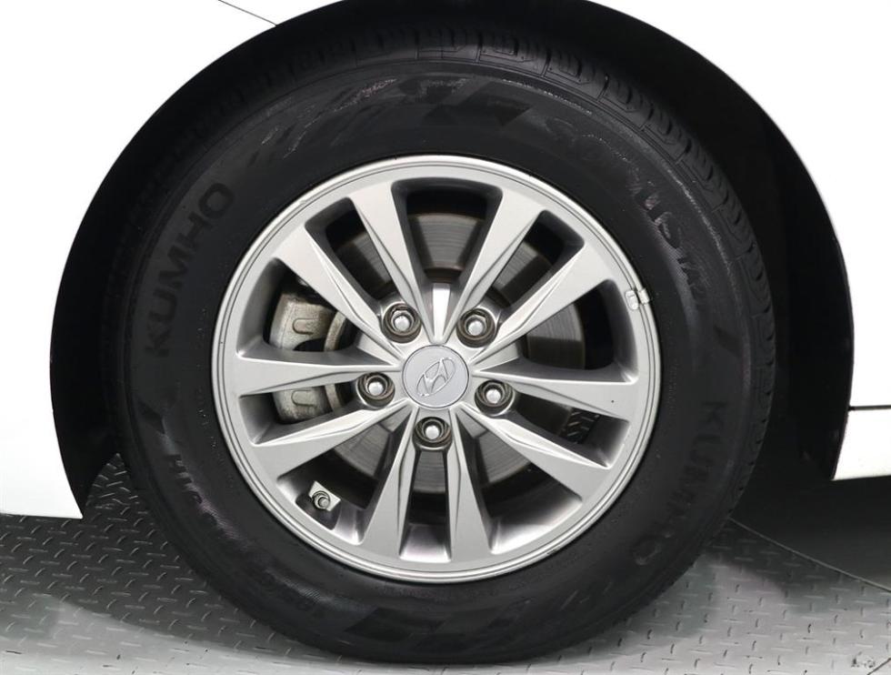 Hyundai Avante — miniaturë 20