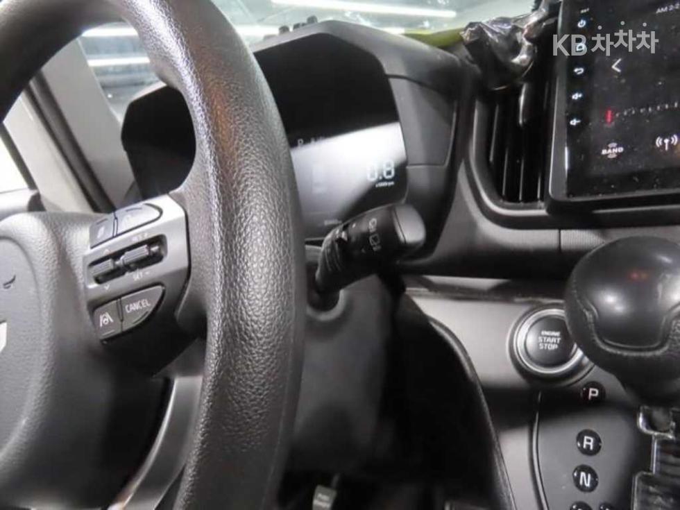2023 - kia kia