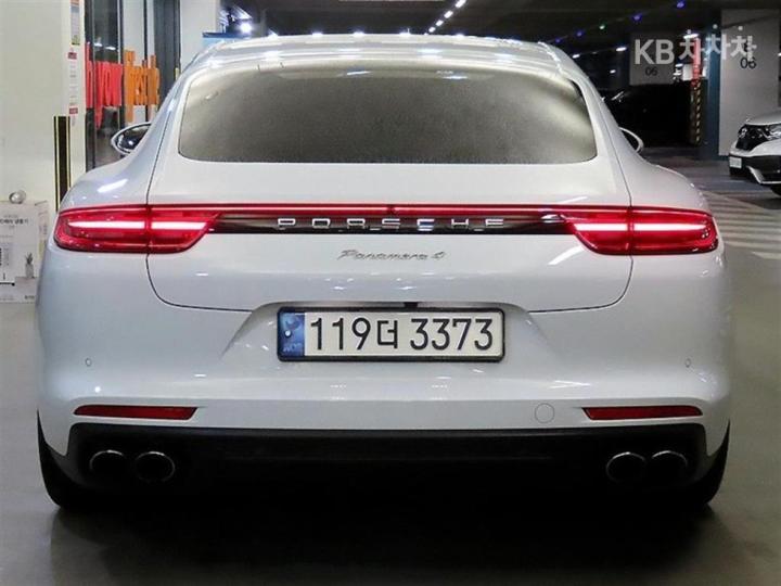 Porsche Panamera 971 3.0 4 Base Type 6
