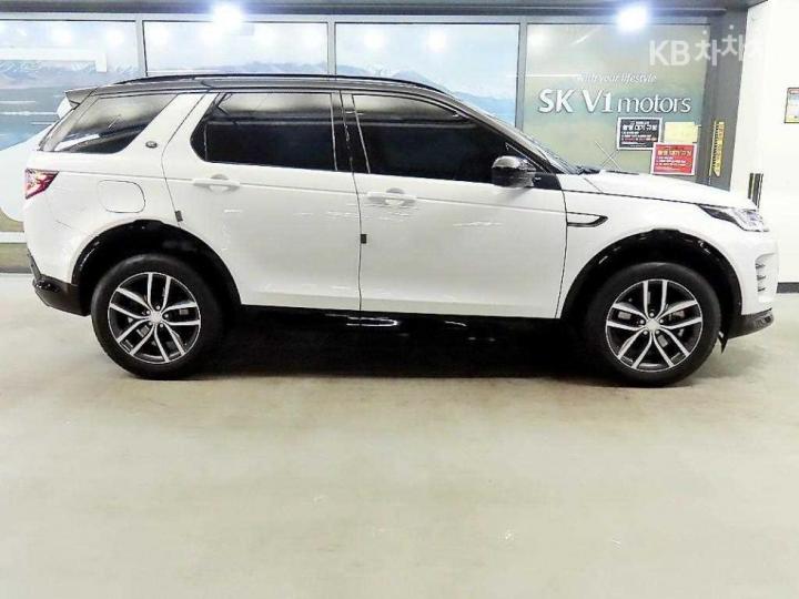Land Rover Discovery Sport P250 SE — фото 3