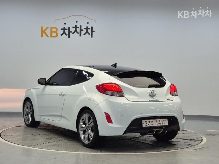 Hyundai Veloster PYL DCT 3