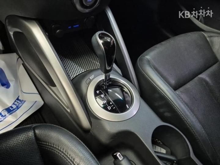 Hyundai Veloster PYL DCT 9