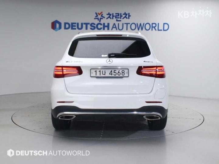 Mercedes-Benz GLC-Class X253 350e 4Matic AMG Line 5