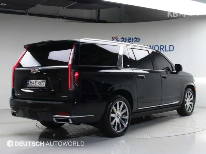 Cadillac Escalade — miniaturë 2