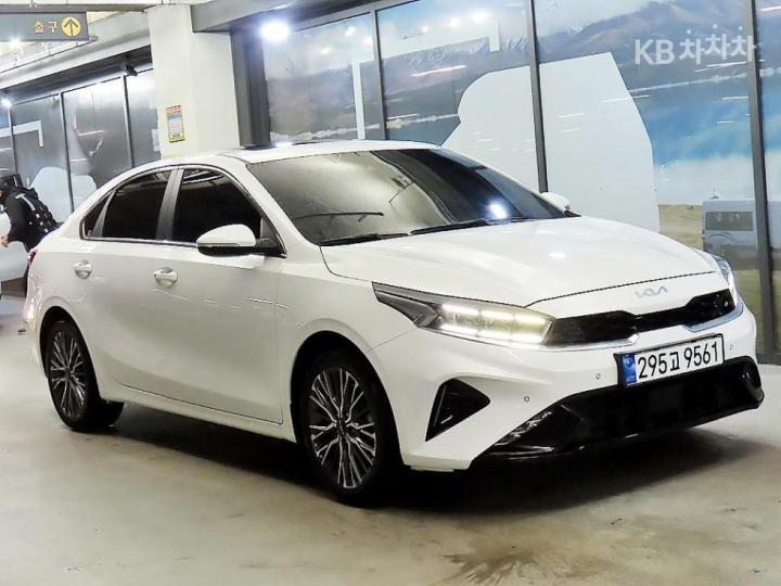 Kia K3 BD 1.6 Gasoline Signature