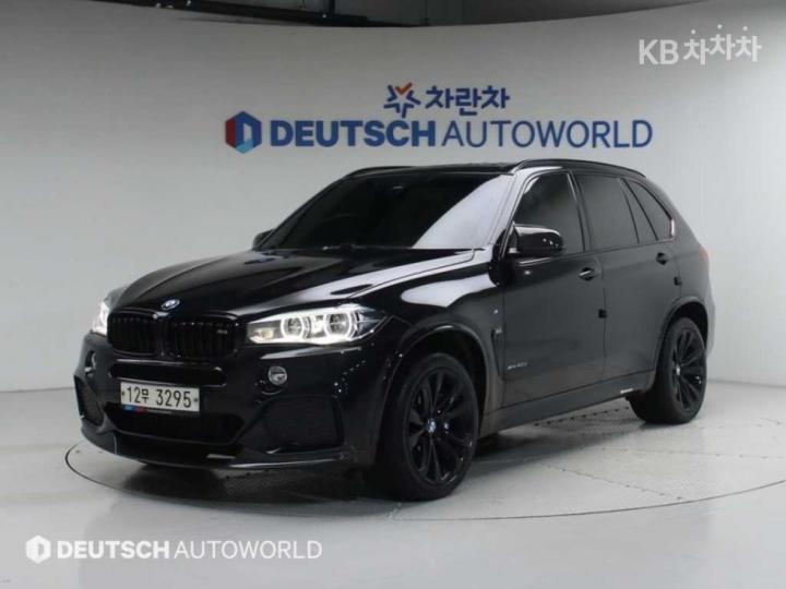 BMW X5 F15 xDrive 40d Black & White Edition