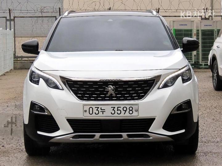 Peugeot 5008 1.5 Blue HDi Allure 2