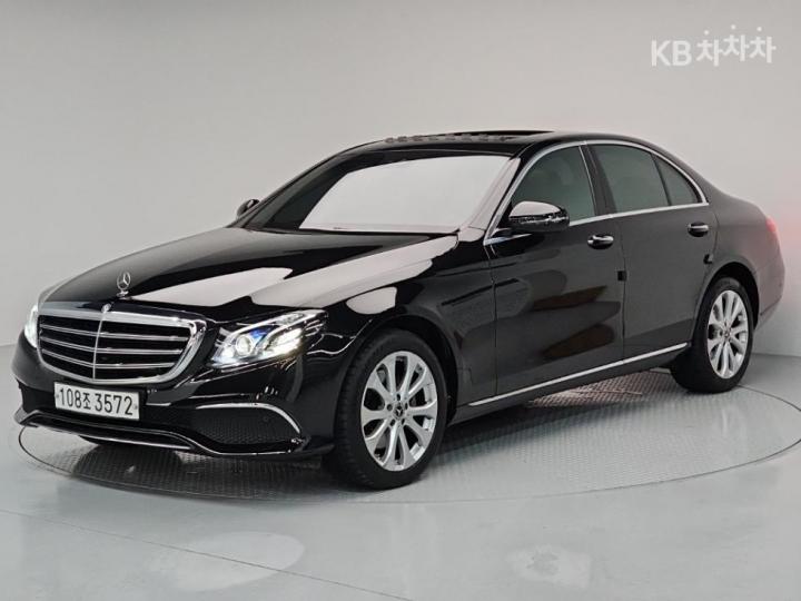 Mercedes-Benz E-Class W213 E220d 4MATIC Exclusive