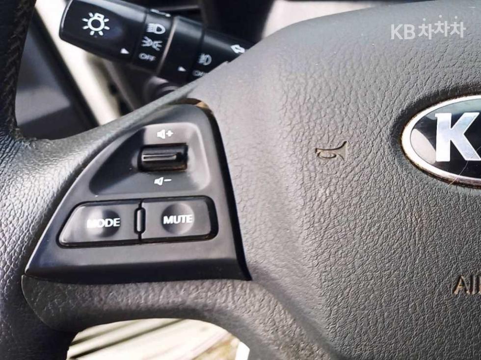 2014 - kia bongo iii