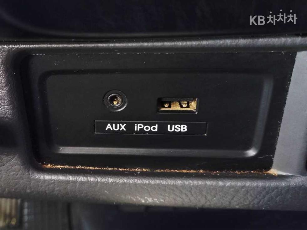 2014 - kia bongo iii