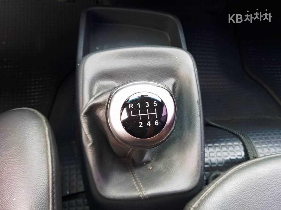2014 - kia bongo iii