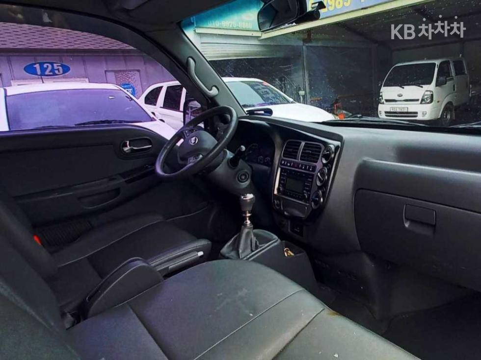 2014 - kia bongo iii