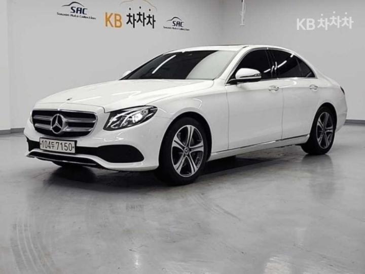 Mercedes-Benz E-Class W213 E300 Avantgarde