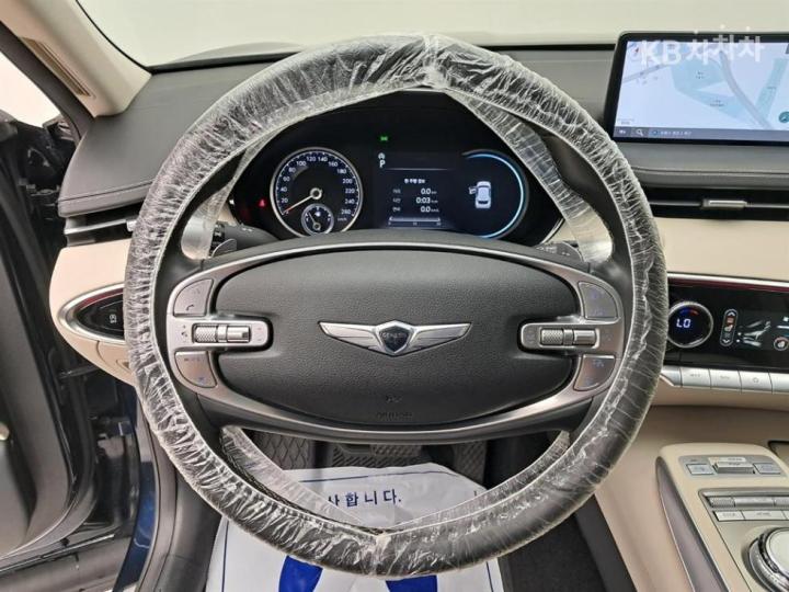Genesis GV70 Gasoline 2.5T AWD 8