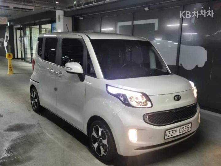 Kia Ray 1.0 Gasoline Prestige