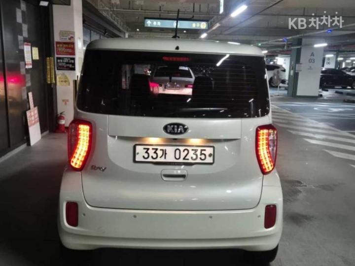 Kia Ray 1.0 Gasoline Prestige 6