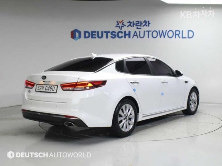 Kia K5 2.0 Gasoline SX Noblesse 3