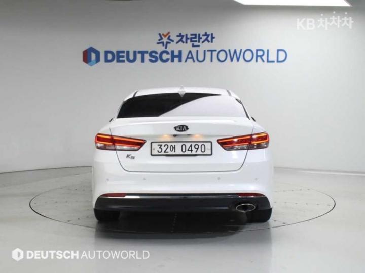 Kia K5 2.0 Gasoline SX Noblesse 5