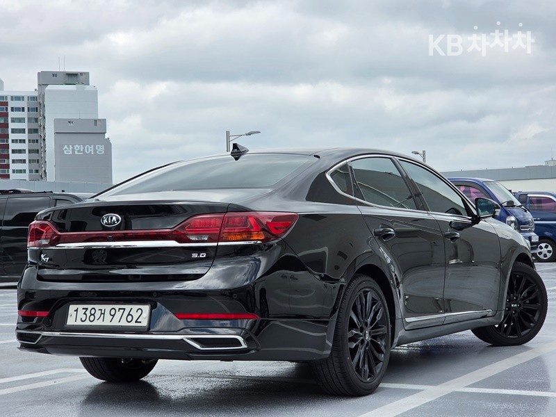 2020 - kia k7
