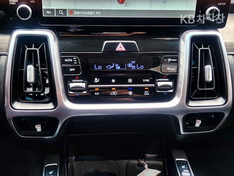 2022 - kia sorento