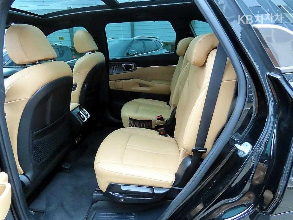 2022 - kia sorento
