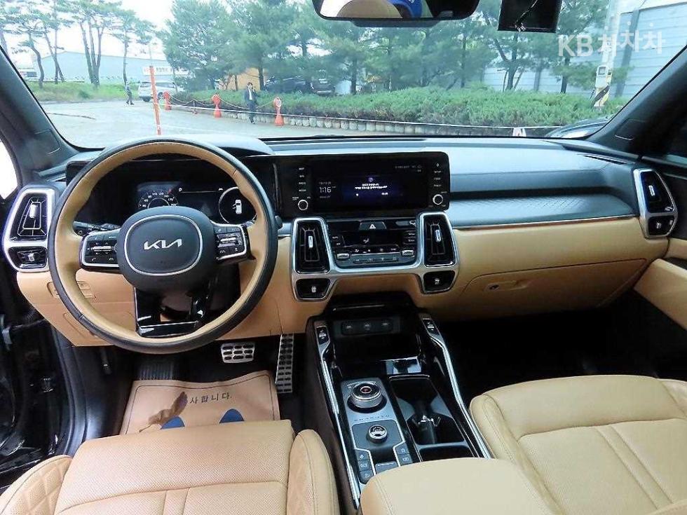 2022 - kia sorento
