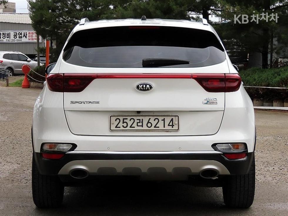 2020 - kia sportage