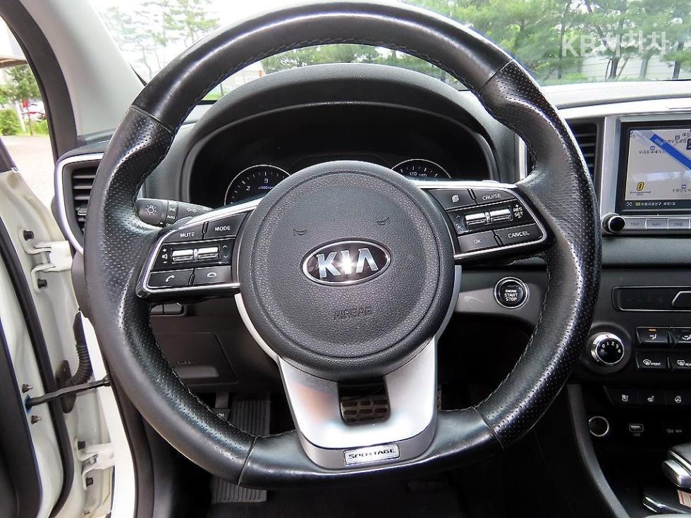 2020 - kia sportage