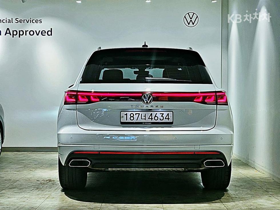 2024 - volkswagen touareg