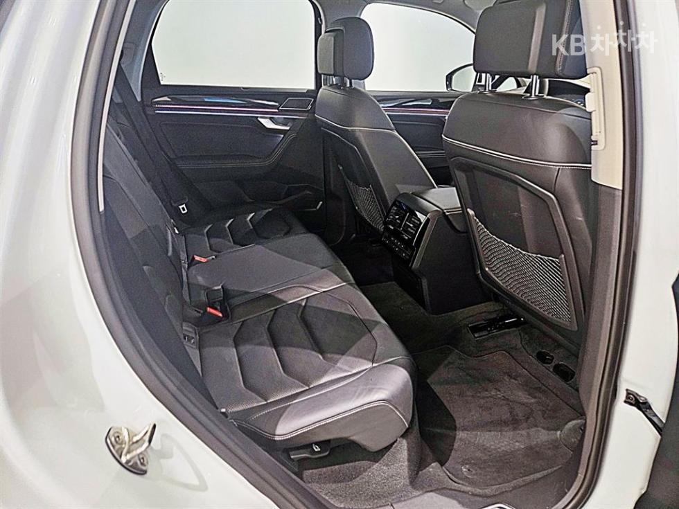 2024 - volkswagen touareg
